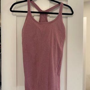 Lululemon Ebb to street tank